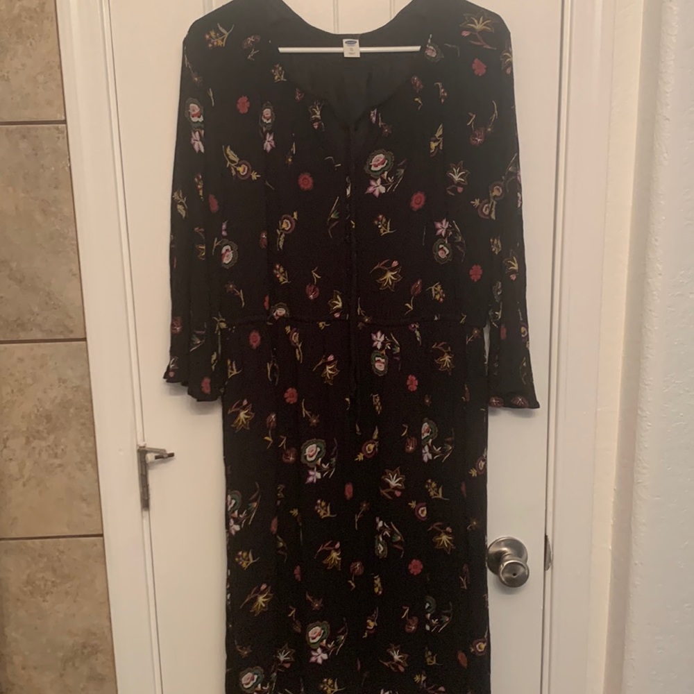 Black floral Old Navy dress